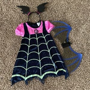 ❌SOLD ❌ Vampirina costume